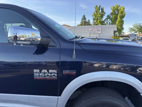 Used 2015 RAM 2500 Laramie image 29