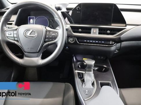 Used 2024 Lexus UX 250h FWD image 14