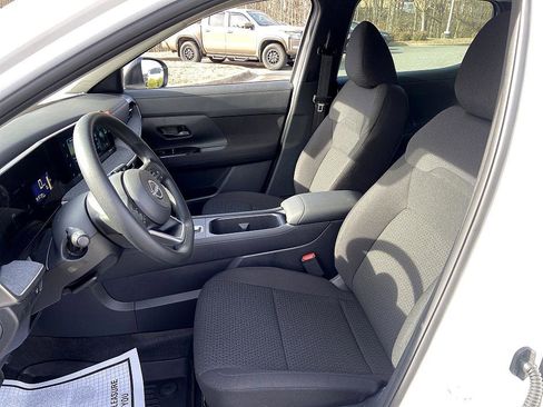 New 2026 Nissan Kicks S image 11