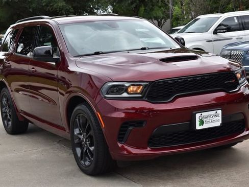 Used 2025 Dodge Durango R/T w/ Blacktop Package AWD/4WD image 5