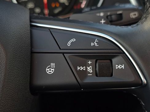 Used 2022 Audi Q5 2.0T Premium w/ Convenience Package image 48