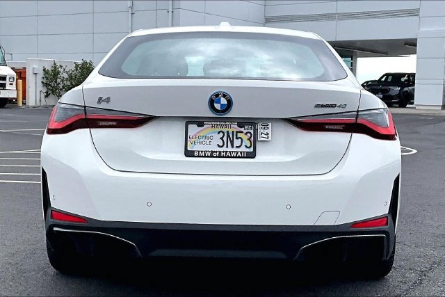 Used 2023 BMW i4 eDrive40 w/ Parking Assistance Package RWD image 4