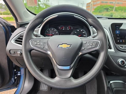 Used 2024 Chevrolet Malibu LT FWD image 26