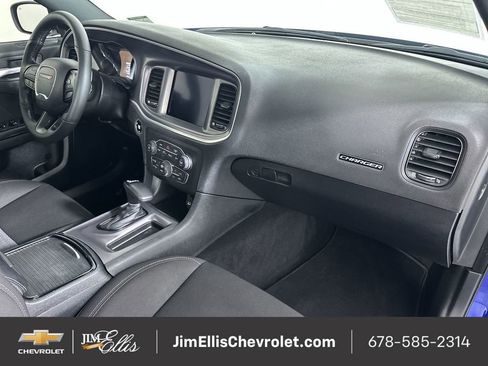 Used 2021 Dodge Charger R/T w/ Blacktop Package image 30
