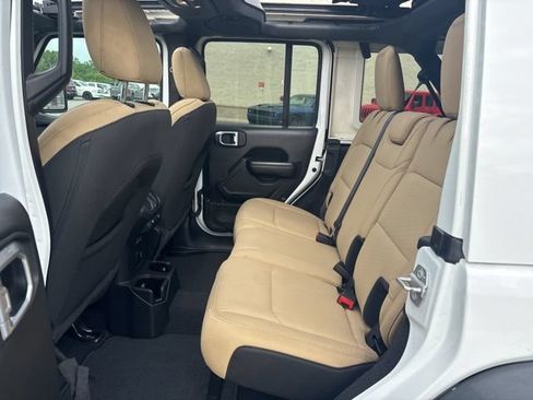 Used 2021 Jeep Wrangler Unlimited Sport w/ Sun And Sound Package AWD/4WD image 16