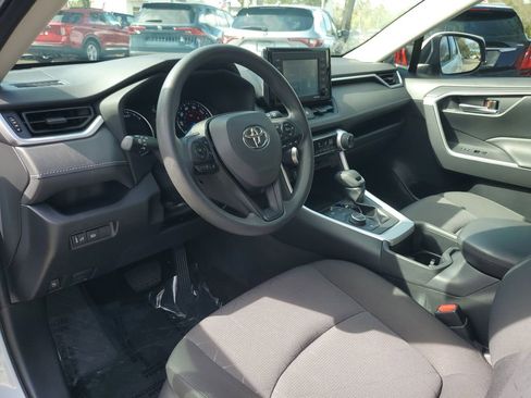 Used 2022 Toyota RAV4 XLE image 13