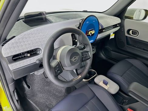 Certified 2025 MINI Cooper S FWD image 9