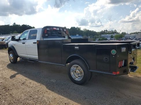 New 2025 RAM 5500 Tradesman AWD/4WD image 4
