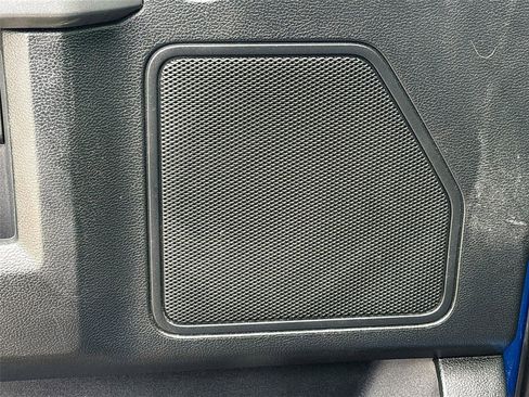 Used 2018 Ford F150 XLT w/ Equipment Group 302A Luxury AWD/4WD image 18