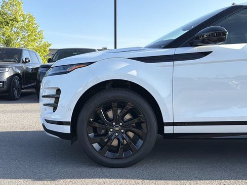 New 2026 Land Rover Range Rover Evoque Hoxton AWD/4WD image 9