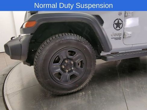 Used 2019 Jeep Wrangler Unlimited Sport AWD/4WD image 10