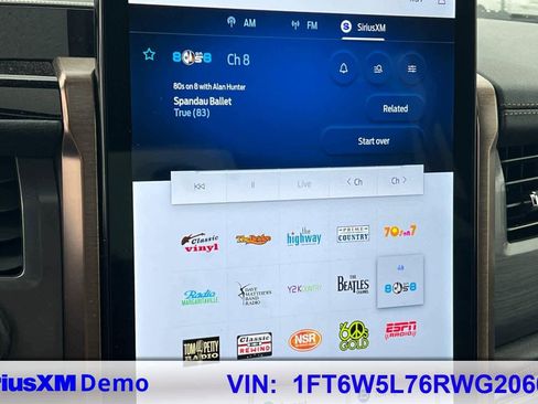 Used 2024 Ford F150 Lightning Lariat image 29