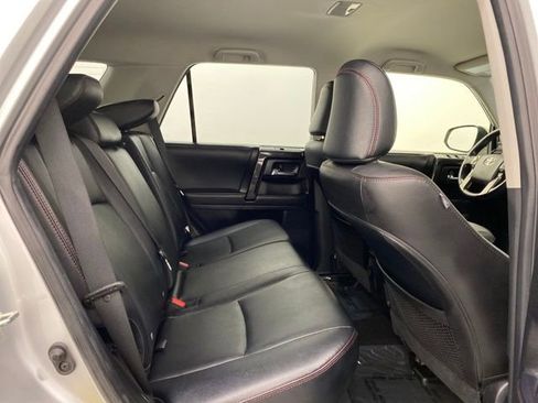 Used 2024 Toyota 4Runner TRD Off-Road Premium image 32