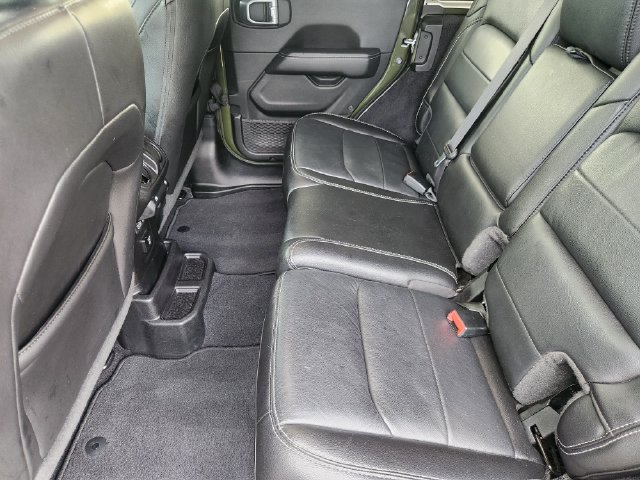 Used 2021 Jeep Wrangler Unlimited Sahara AWD/4WD image 29