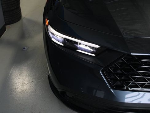 Certified 2023 Honda Accord EX image 6