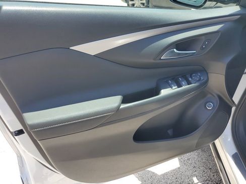 Used 2024 Buick Envista Avenir FWD image 23