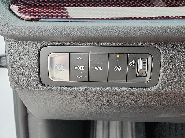 Used 2026 Chevrolet Traverse RS w/ LPO, Floor Liner Package AWD/4WD image 26