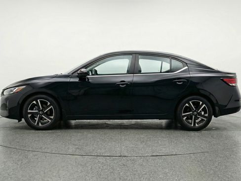 Used 2025 Nissan Sentra SV image 5
