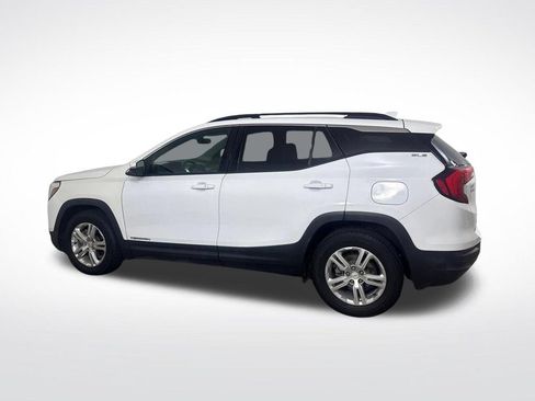 Used 2018 GMC Terrain SLE w/ Driver Convenience Package FWD image 9