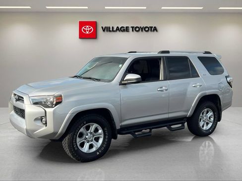 Certified 2022 Toyota 4Runner SR5 RWD image 1