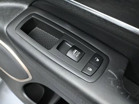 Used 2014 Jeep Grand Cherokee Summit image 41