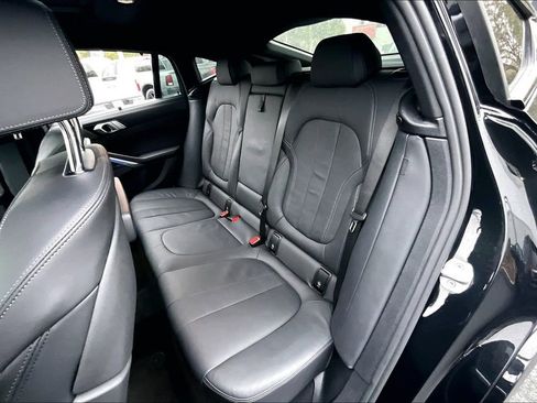 Used 2022 BMW X6 M50i image 20