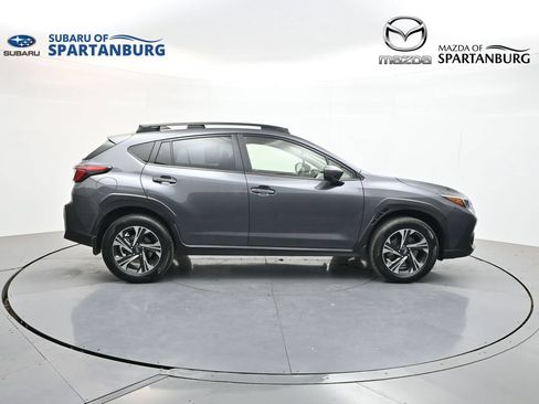 Used 2024 Subaru Crosstrek 2.0i Premium AWD/4WD image 9