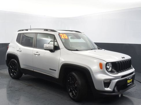 Used 2020 Jeep Renegade Altitude image 3