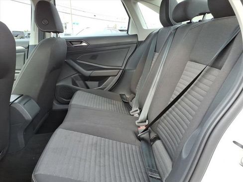 Used 2023 Volkswagen Jetta S image 6
