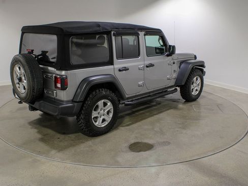 Used 2018 Jeep Wrangler Unlimited Sport S image 5