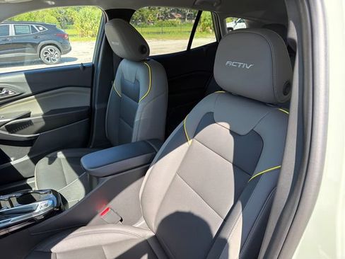 New 2026 Chevrolet Trax ACTIV w/ Driver Confidence Package FWD image 16