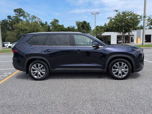 Certified 2025 Toyota Grand Highlander AWD Hybrid image 3