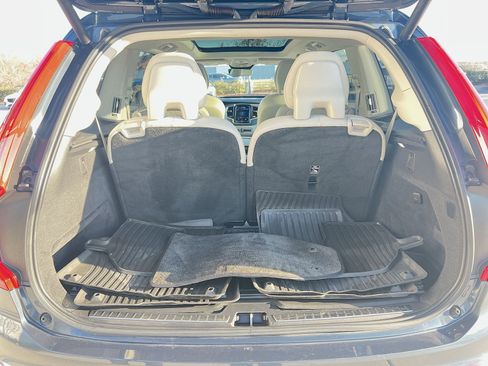 Certified 2023 Volvo XC90 B6 Plus w/ Protection Package image 26