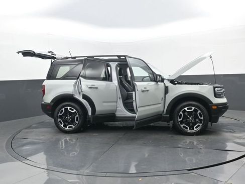 Used 2022 Ford Bronco Sport Outer Banks w/ Tech Package image 34