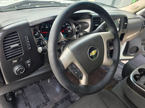 Used 2013 Chevrolet Silverado 1500 LT AWD/4WD image 32