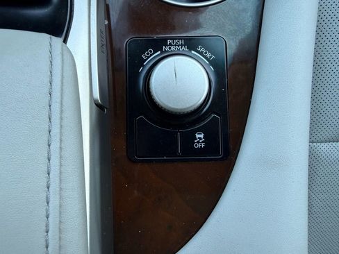 Used 2019 Lexus RX 350 FWD w/ Navigation Package image 29