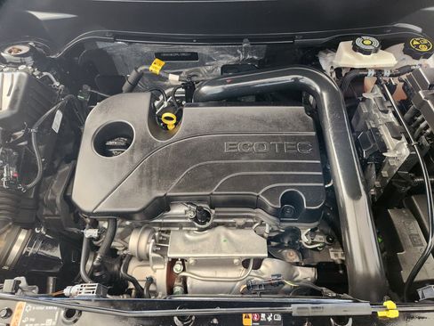 Certified 2024 Chevrolet Equinox RS image 35