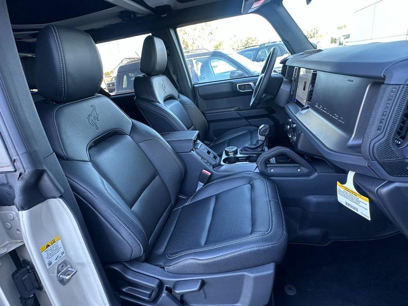 Used 2025 Ford Bronco Badlands AWD/4WD image 16