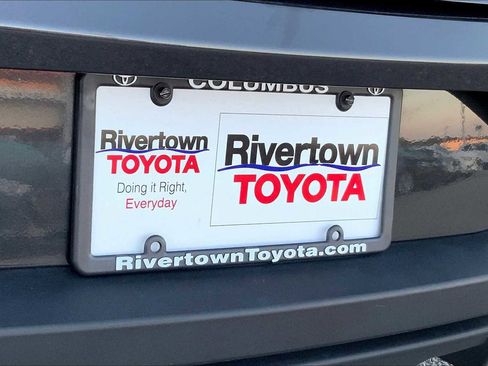 Used 2024 Ford Mustang Coupe image 15