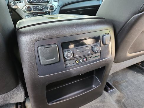 Used 2015 Chevrolet Tahoe LTZ AWD/4WD image 15