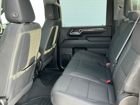 Used 2024 Chevrolet Silverado 2500 LT w/ Z71 Sport Edition image 12