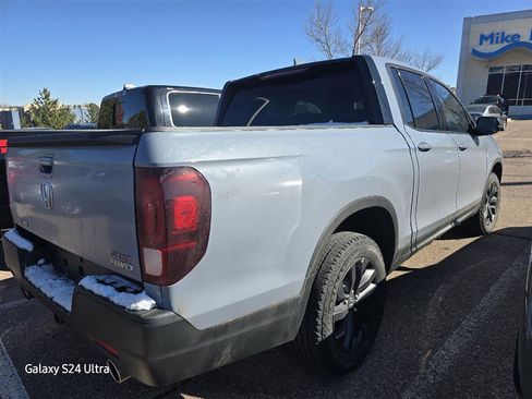 Used 2023 Honda Ridgeline Sport image 12