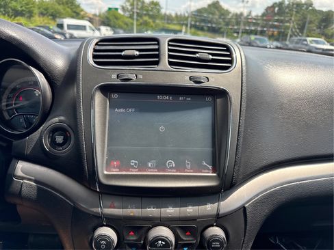 Used 2020 Dodge Journey Crossroad FWD image 15