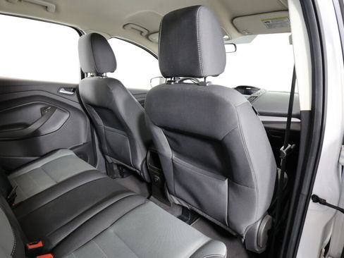 Used 2016 Ford Escape SE FWD image 19