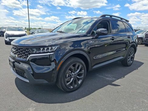 Certified 2023 Kia Sorento X-Line EX AWD/4WD image 3