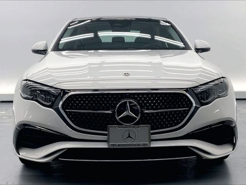 Used 2026 Mercedes-Benz E 350 Sedan image 2