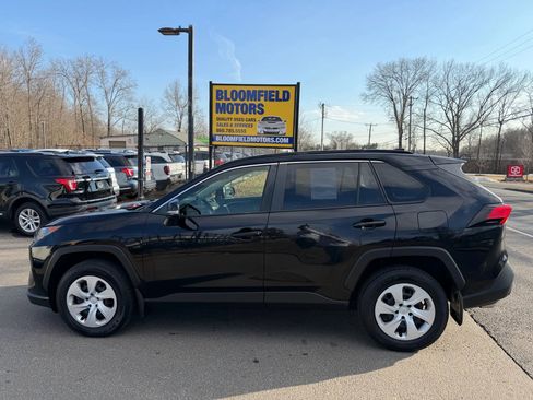 Used 2019 Toyota RAV4 LE w/ All Weather Liner Package image 8