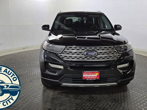 Used 2021 Ford Explorer Limited AWD/4WD image 2