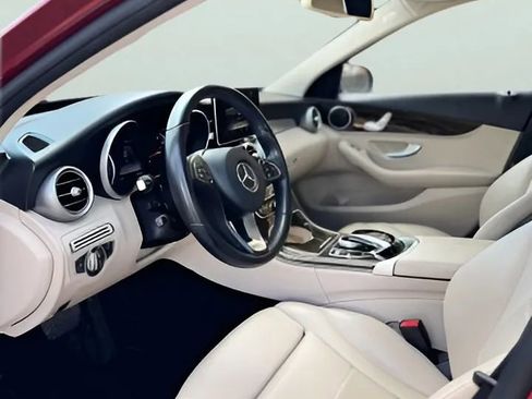 Used 2016 Mercedes-Benz C 300 Sedan w/ Surround View Package image 14