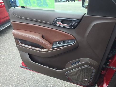 Used 2015 Chevrolet Suburban LTZ AWD/4WD image 35